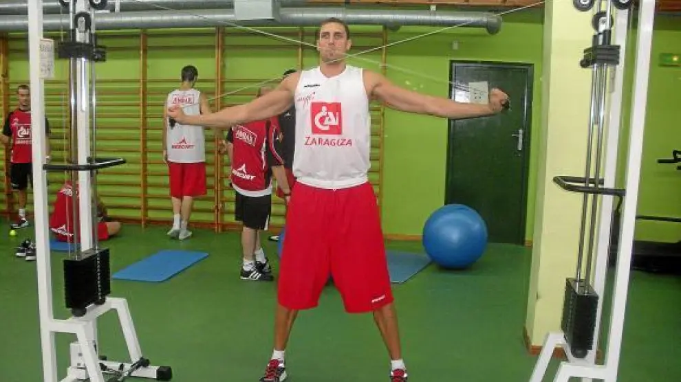 Pablo Aguilar, en el gimnasio.