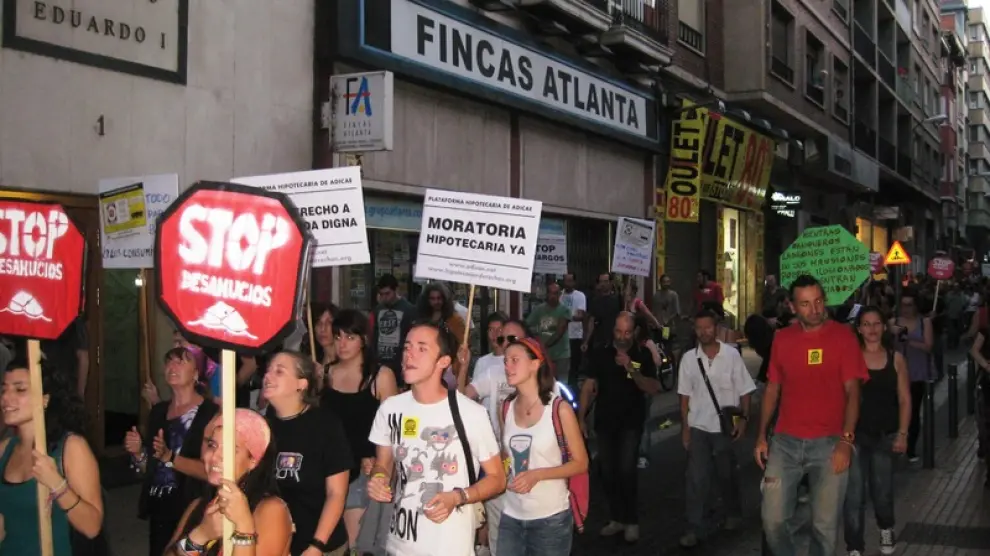 Marcha en Zaragoza por el derecho a la vivienda