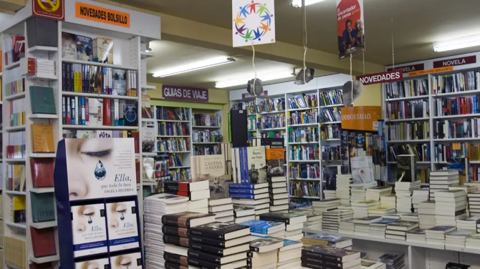 La Librería Central celebra su 30 aniversario con un premio literario