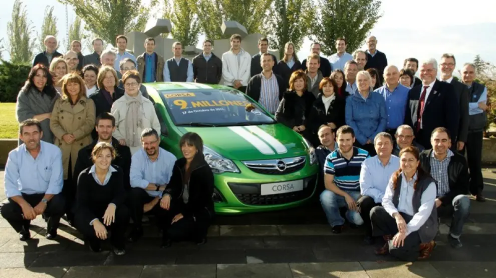 Salida de la Unidad 9 Millones del Opel Corsa fabricada en la Planta de GM España en Figueruelas