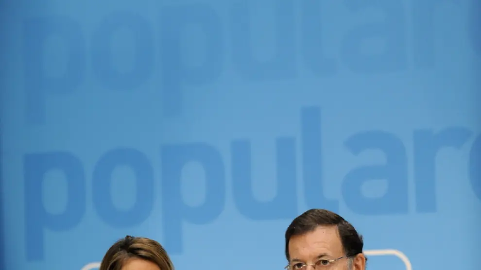 Mariano Rajoy y María Dolores de Cospedal durante la campaña electoral.