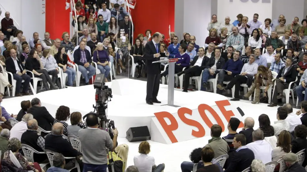 El candidato del PSOE a presidente del Gobierno de España, Alfredo Pérez Rubalcaba