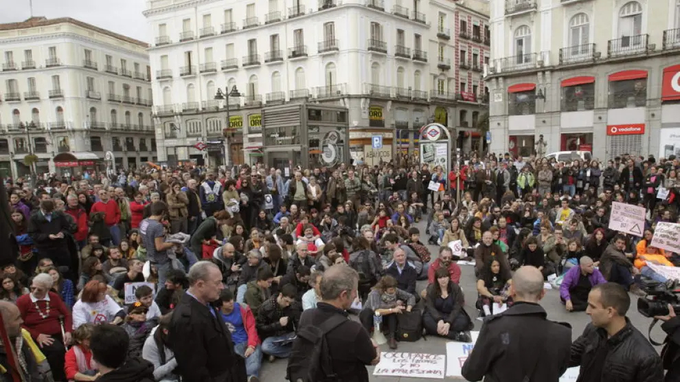 Los indignados piden en Madrid un "cambio de modelo" a una semana de las elecciones
