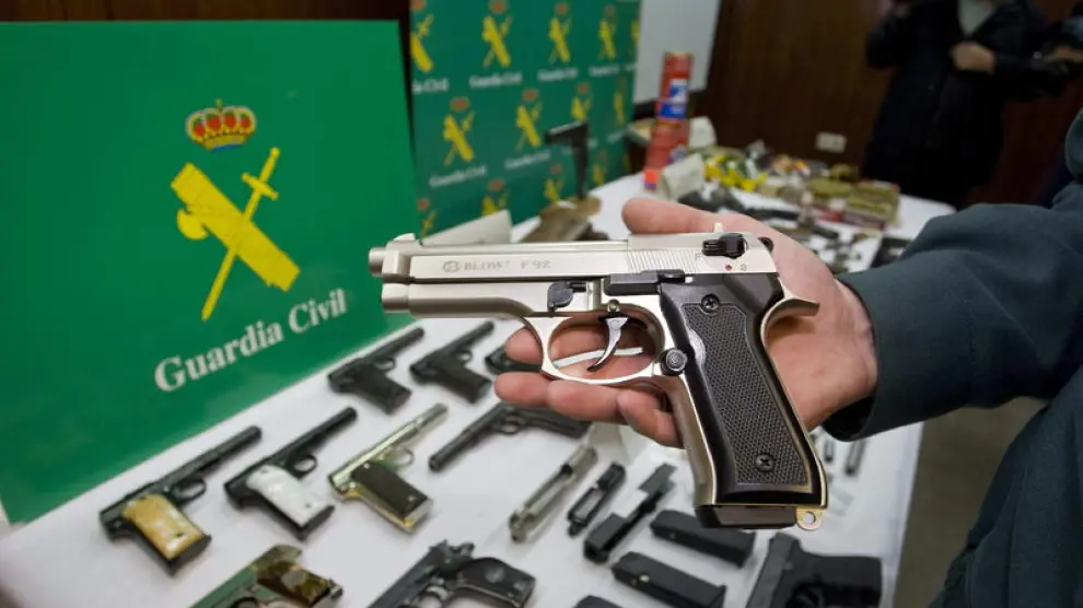 La Guardia Civil se encarga del control de armas