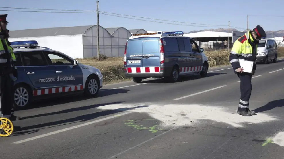 La Policía investiga el atropello de los cuatro ciclistas producido en Lérida.