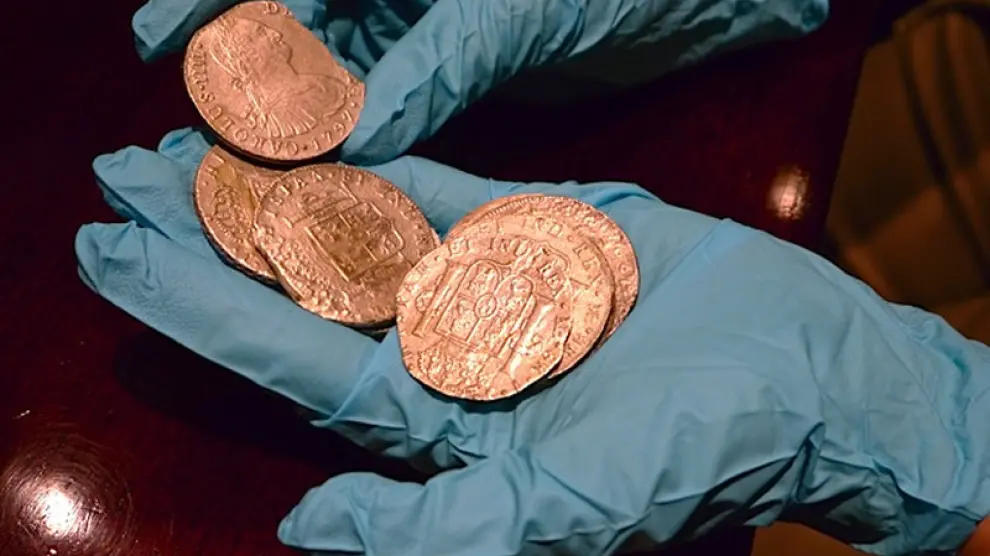 Monedas recuperadas de la fragata Nuestra Señora de las Mercedes
