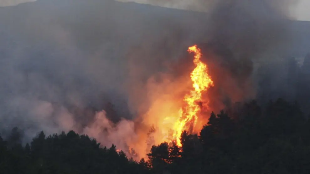 Uno de los incendios en el Pirineo oscense.