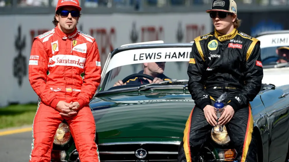 Alonso, junto a Raikkonen, antes de comenzar la carrera