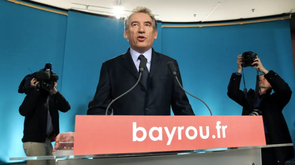 El candidato centrista François Bayrou durante una rueda de prensa.