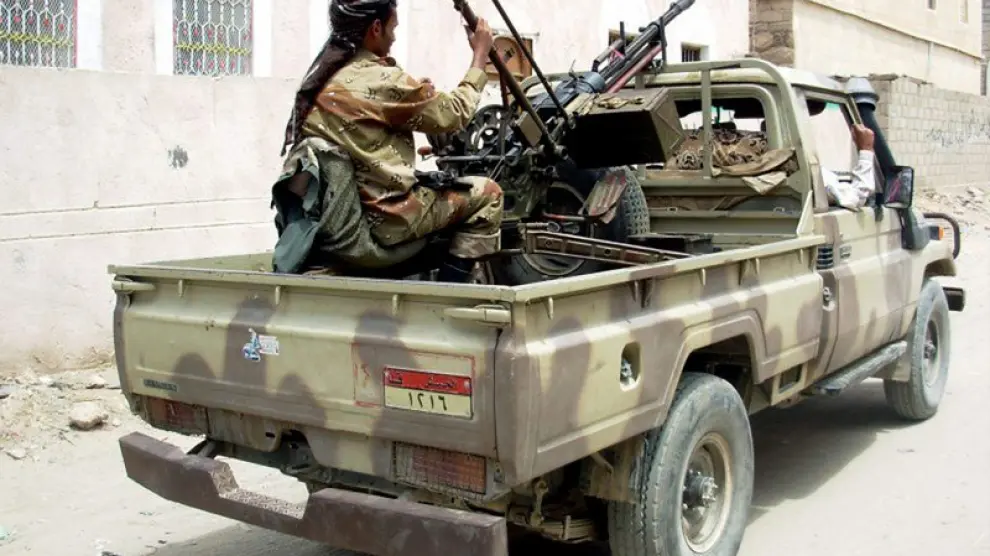 Soldados de yemen durante los enfrentamientos contra milicias pro-Al Qaeda en el sur de Yemen