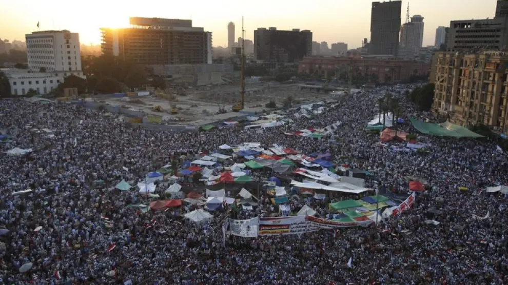 Manifestantes egipcios contra la Junta Militar