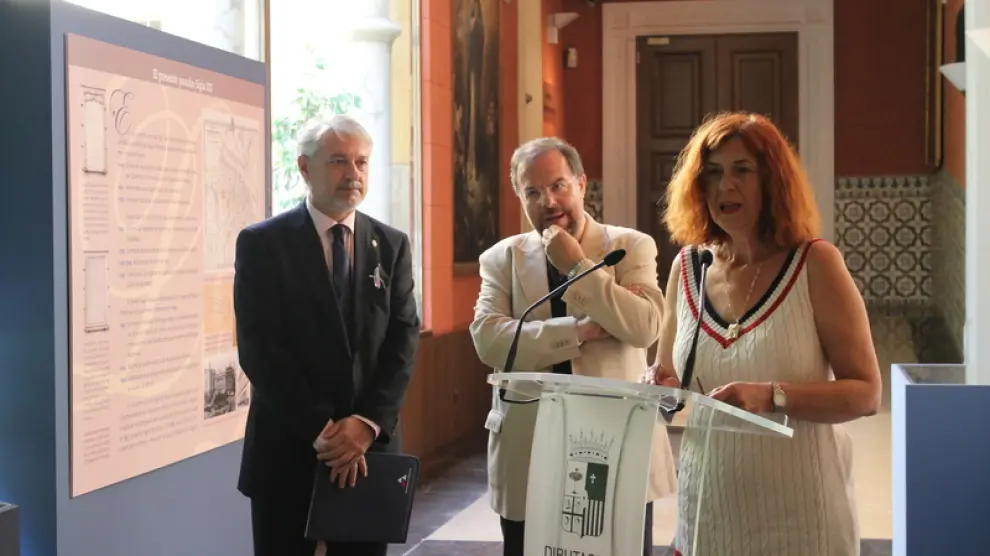José Manuel Larqué, Bizén Fuster y Alicia Sánchez ha presentado la muestra