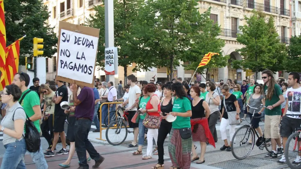 Manifestación en Zaragoza contra de los ajustes del Gobierno