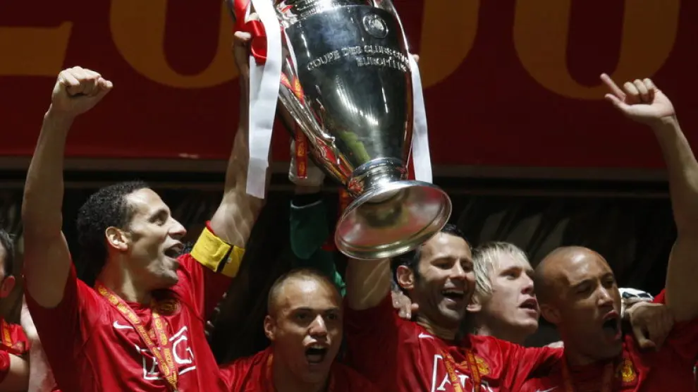 Rio Ferdinand celebrando la victoria del Manchester United en la Champions League