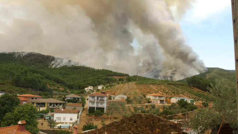 Imagen del incendio de Las Hurdes