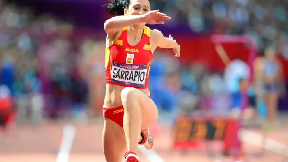 Patricia Sarrapio durante uno de los saltos.