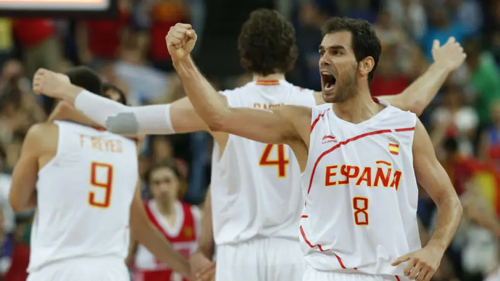 Los jugadores españoles celebran la victoria contra Rusia
