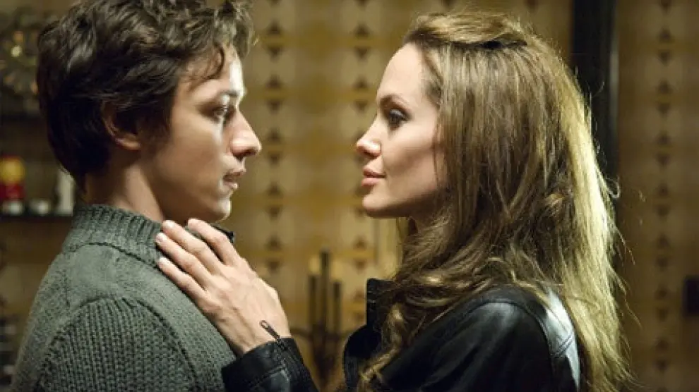 McAvoy y Jolie trabajan juntos en 'Wanted'.