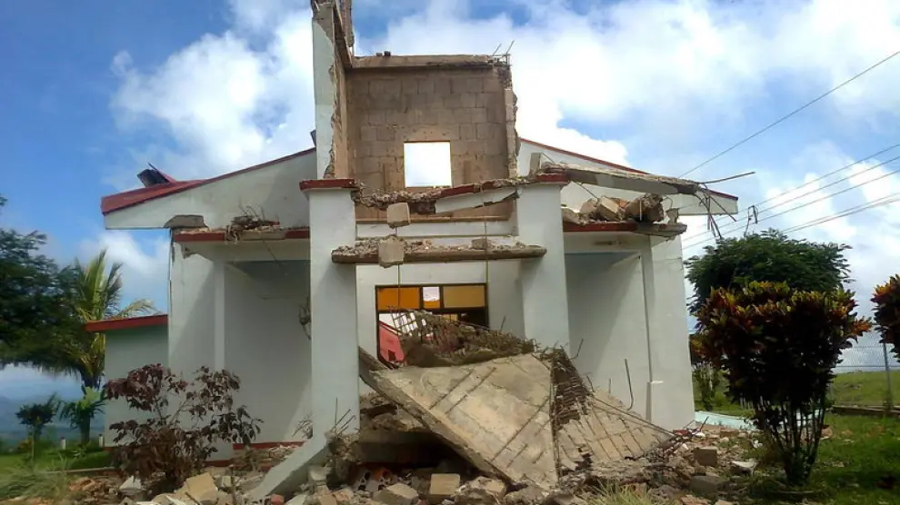 Una casa destruida tras el seísmo