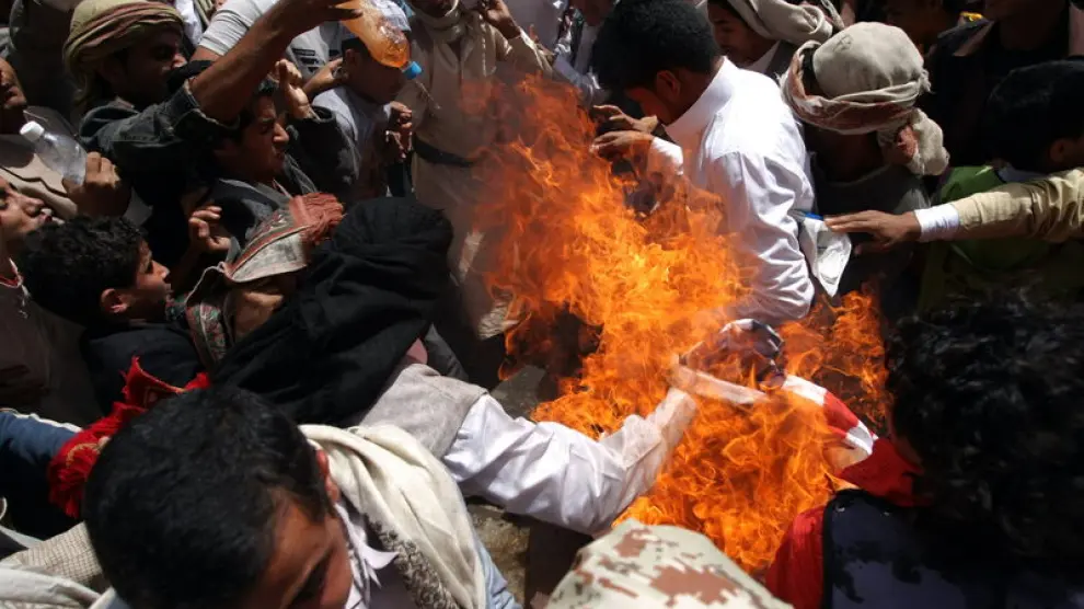 Manifestación ante la Embajada de EE. UU. en Yemen y Egipto