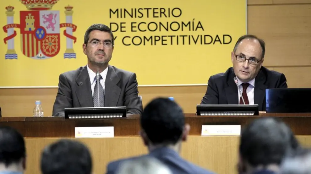 El gobernador del Banco de España y el secretario de Estado de Economía.
