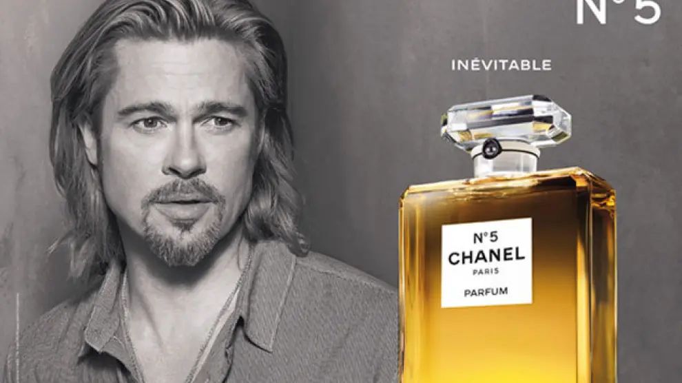 Brad Pitt en el anuncio del perfume
