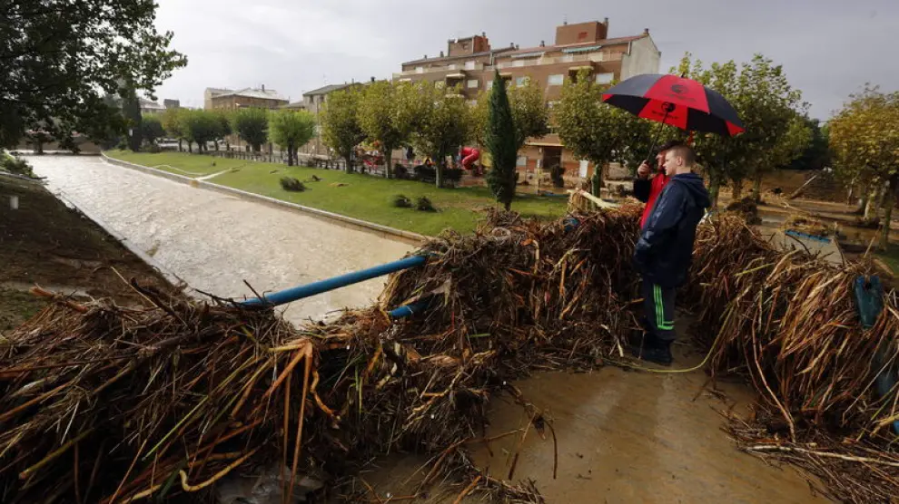 En la zona de Cinco Villas colindante con Navarra, cayeron más de 100 litros por metro cuadrado.