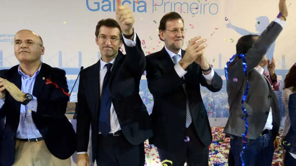 Feijoo y Rajoy, durante el mitin de final de campaña