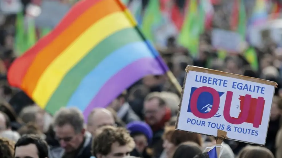 Los favorables al matrimonio homosexual salen a las calles de Francia