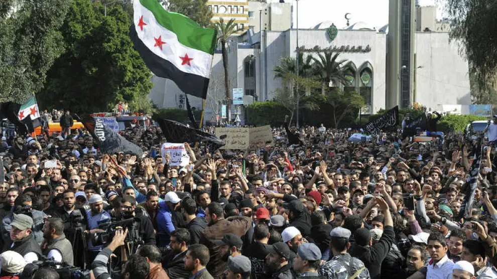 Protesta en El Líbano en apoyo al pueblo sirio