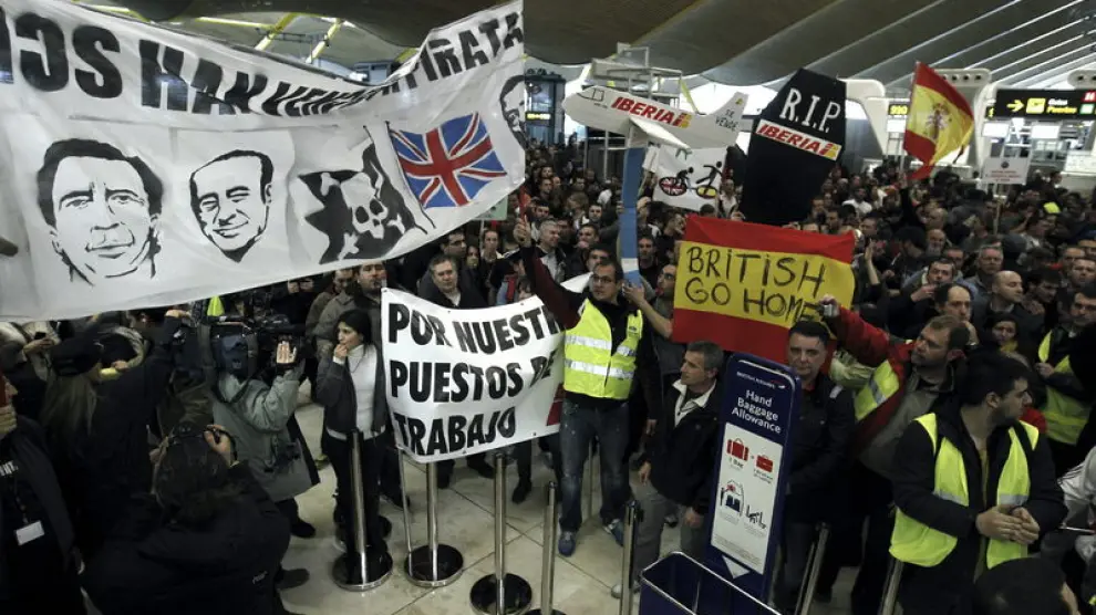 8.000 empleados de Iberia se concentran en Barajas