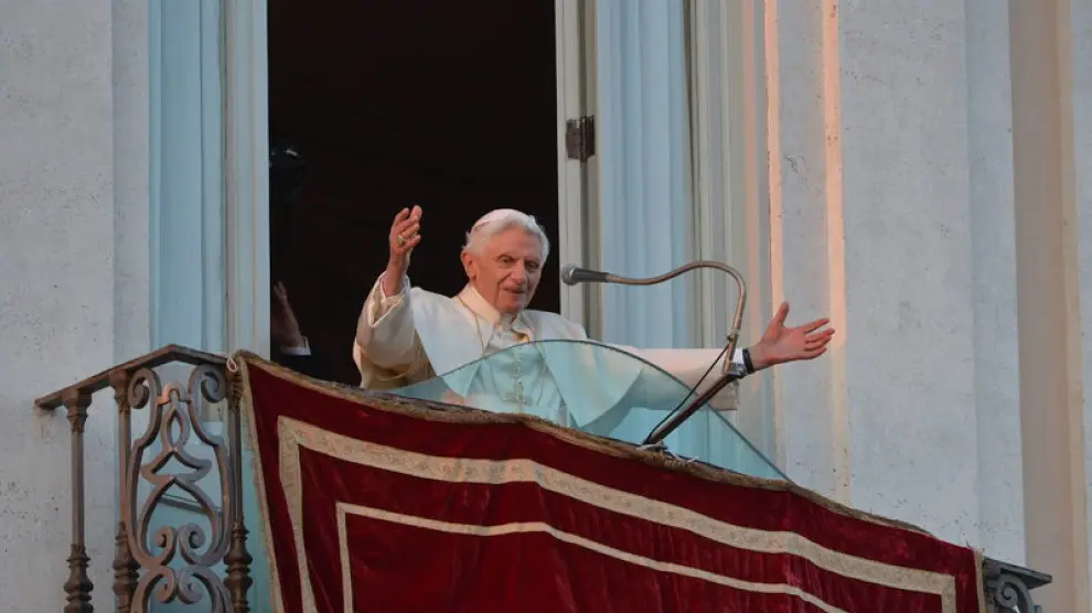 Roma dice adiós a Benedicto XVI.