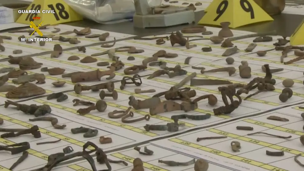 Algunas de la piezas arqueológicas recuperadas por la Guardia Civil