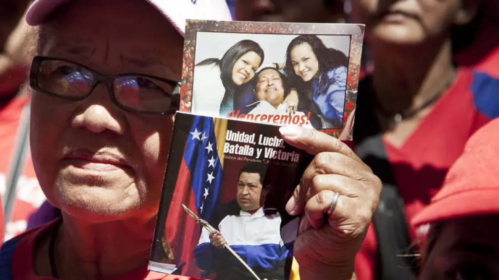 Participantes en una misa por la salud de Hugo Chávez, este lunes, en Caracas.