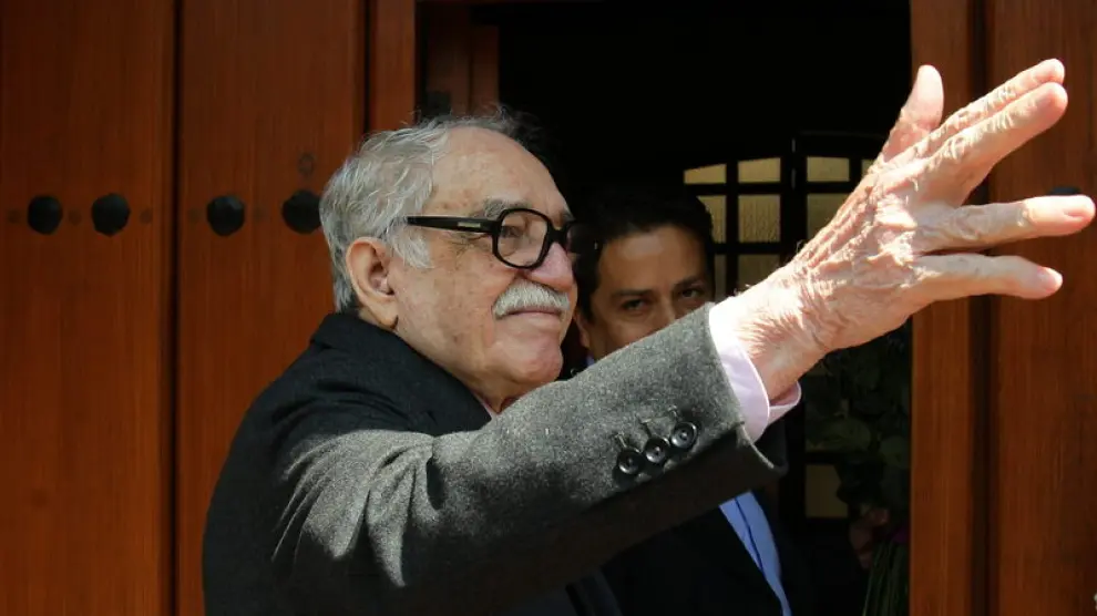 Gabriel García Márquez salió a saludar a los periodistas