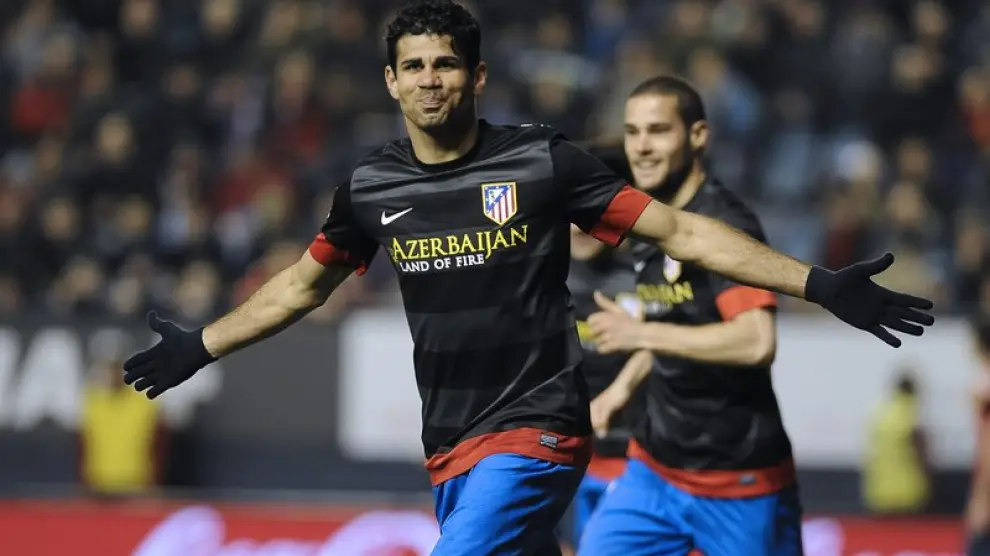 Diego Costa celebra su gol en Pamplona