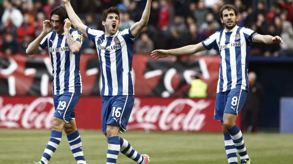 Los jugadores de la Espanyol celebran un gol