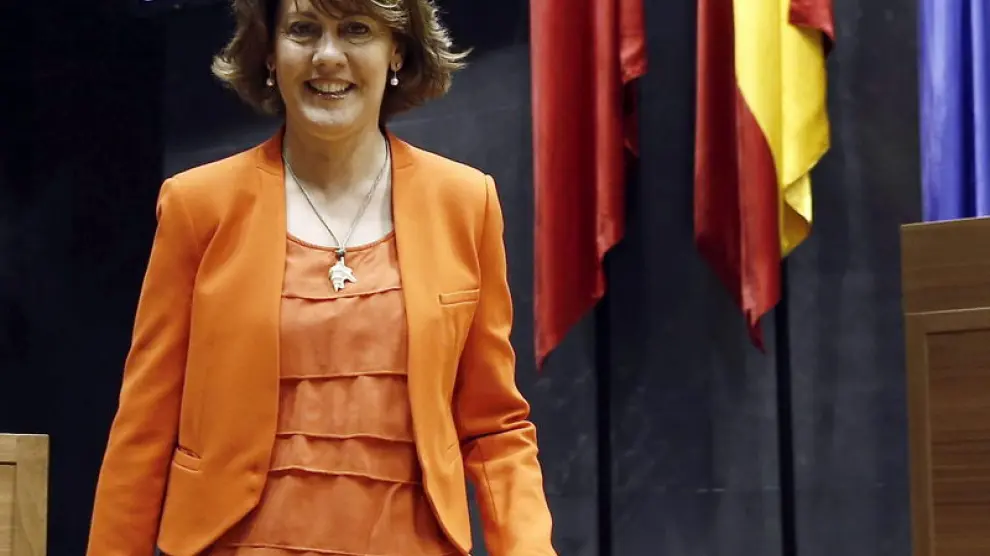 Yolanda Barcina en el Parlamento foral.
