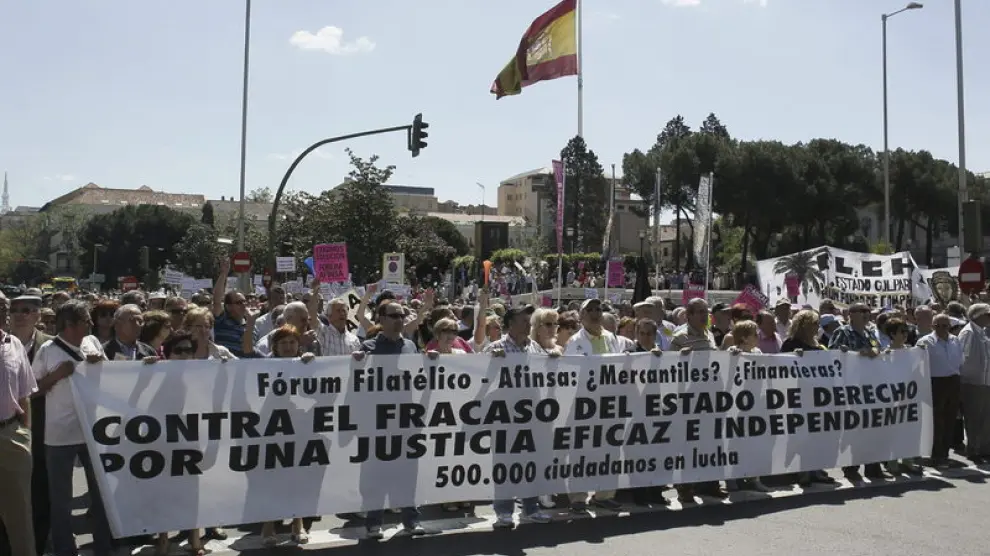 Los afectados de Fórum y Afinsa se han concentrado este sábado en varias ciudades españolas