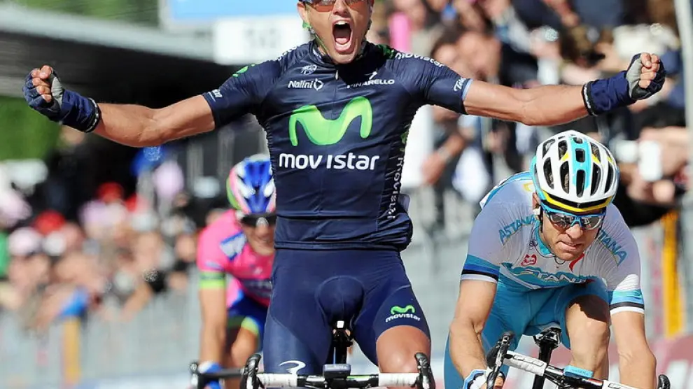 Intxausti gana la decimosexta etapa del Giro