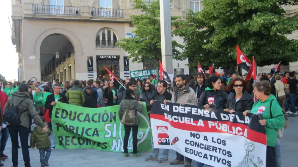 Manifestación contra la LOMCE en Zaragoza