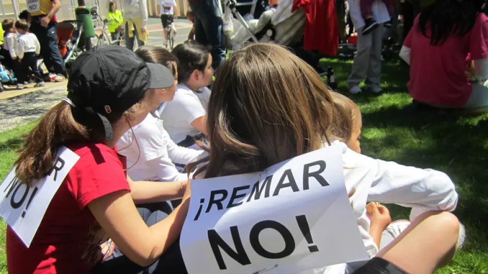 Imagen de una de las protestas contra la ubicación de REMAR en Rosales