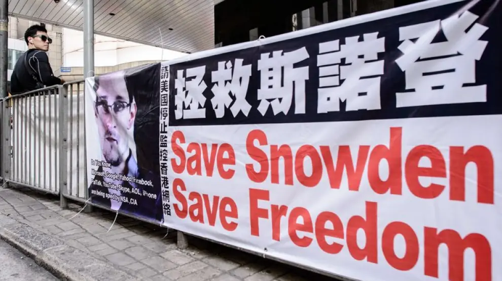 Cartel de apoyo  a Snowden en Hong Kong