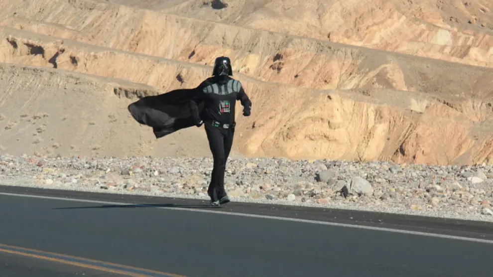 Jonathan Rice vestido de Darth Vader