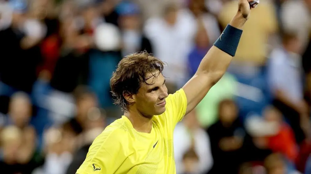 Rafa Nadal celebra su victoria ante Benjamin Becker