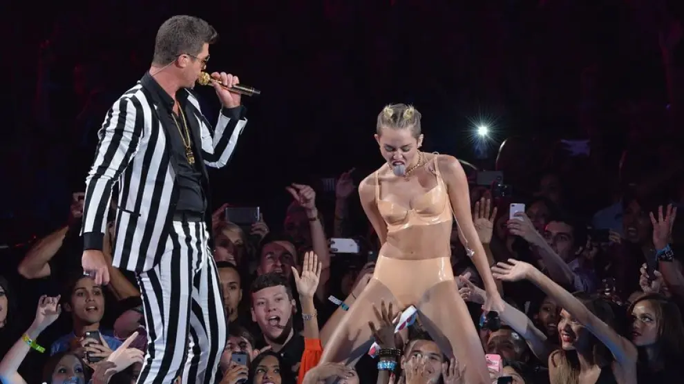 Actuación de Miley Cyrus en la gala de MTV