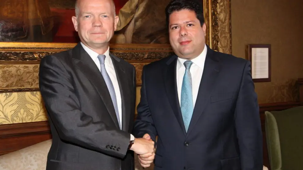 William Hague y Fabian Picardo, este miércoles en su reunión en Londres.