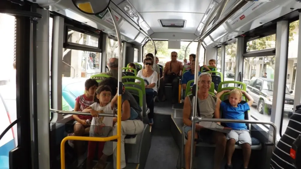 Interior del nuevo autobús de Huesca