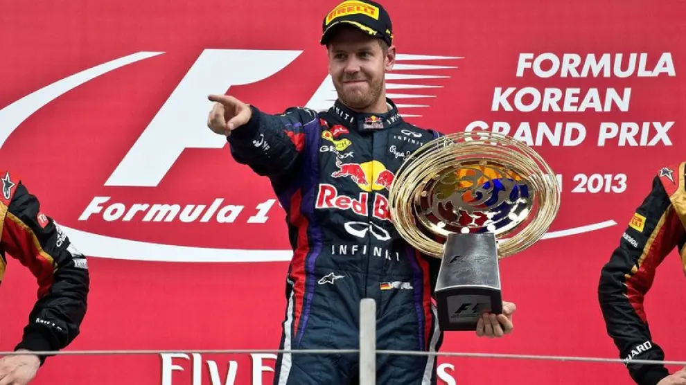 Vettel gana de nuevo