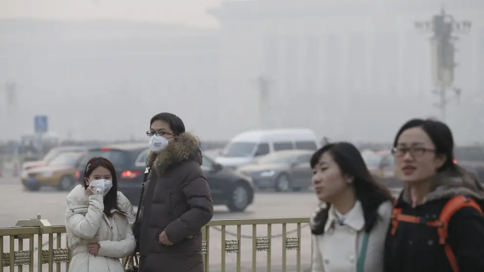 China en alerta naranja por contaminación